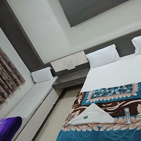 Hotel Shri Sai Darshan Shirdi Exterior foto